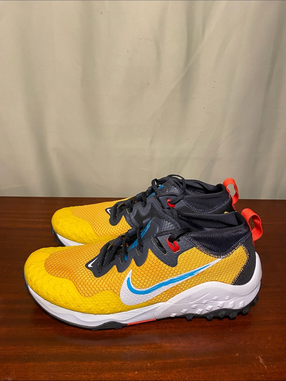 Nike Trail Wildhorse 7 Dark Sulfur/Off Nior/Laser Blue Trail Hiking Shoes  11.5